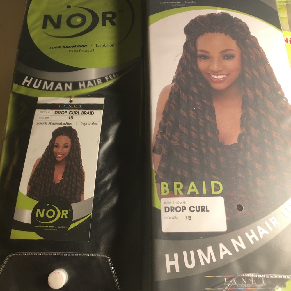4 packs of Toyokalon/Kanekalon hair